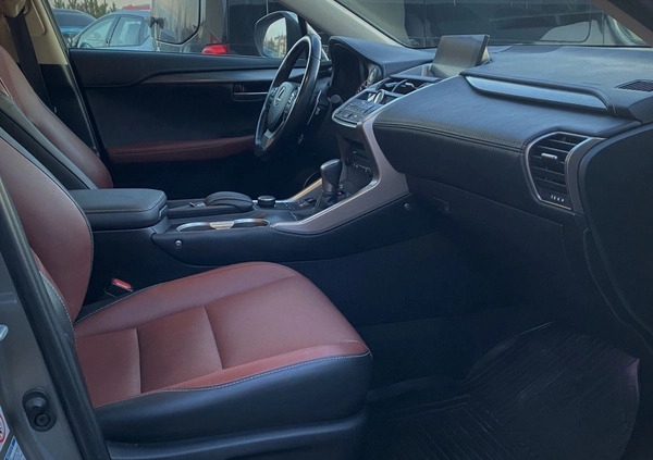 Lexus NX cena 127900 przebieg: 62076, rok produkcji 2017 z Jedlicze małe 254